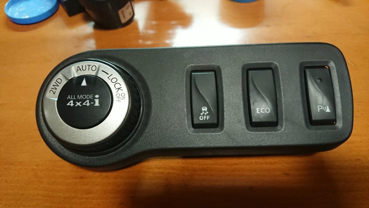 Блок управления полным приводом Рено Дастер