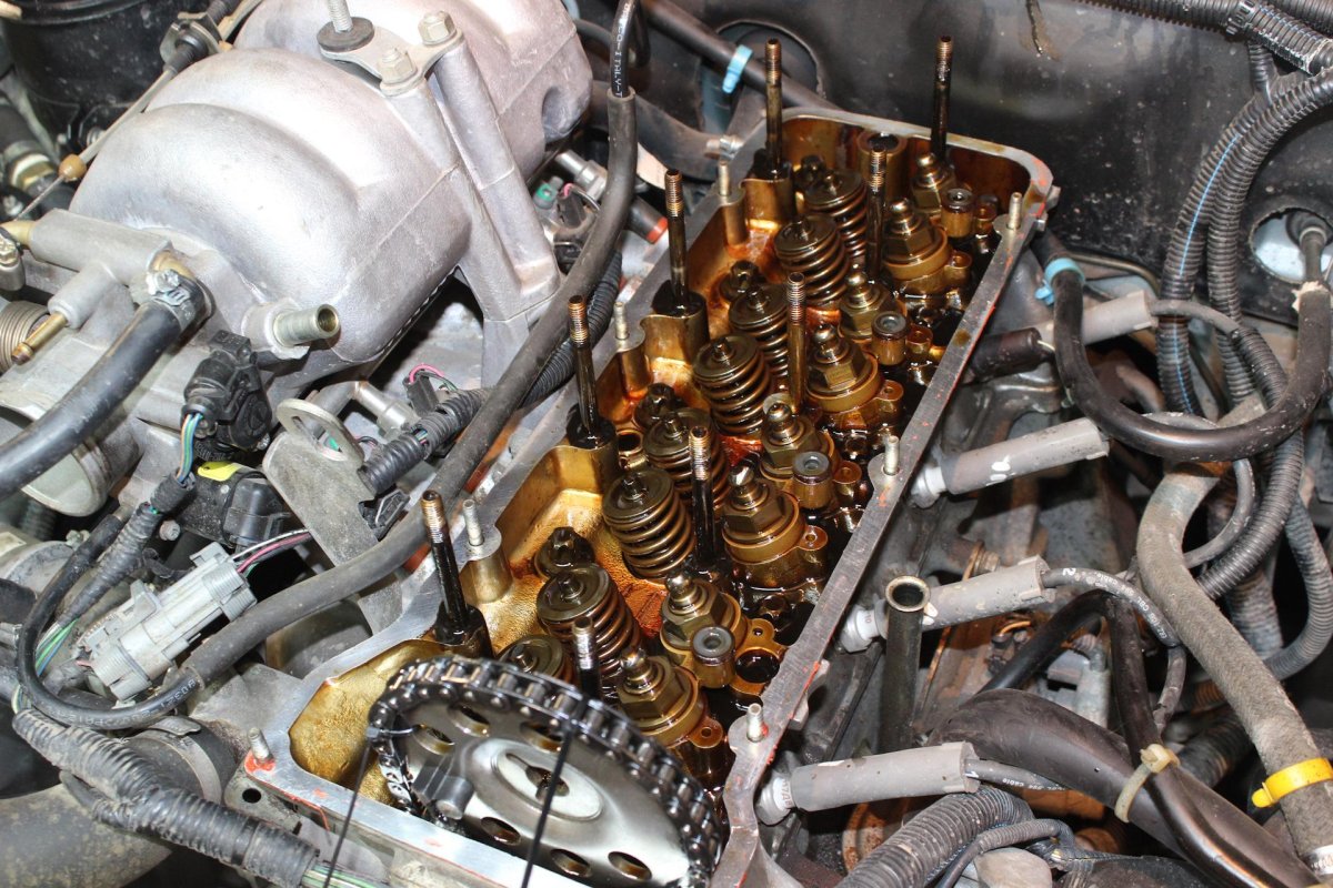 Гидрокомпенсаторы Нива 21214