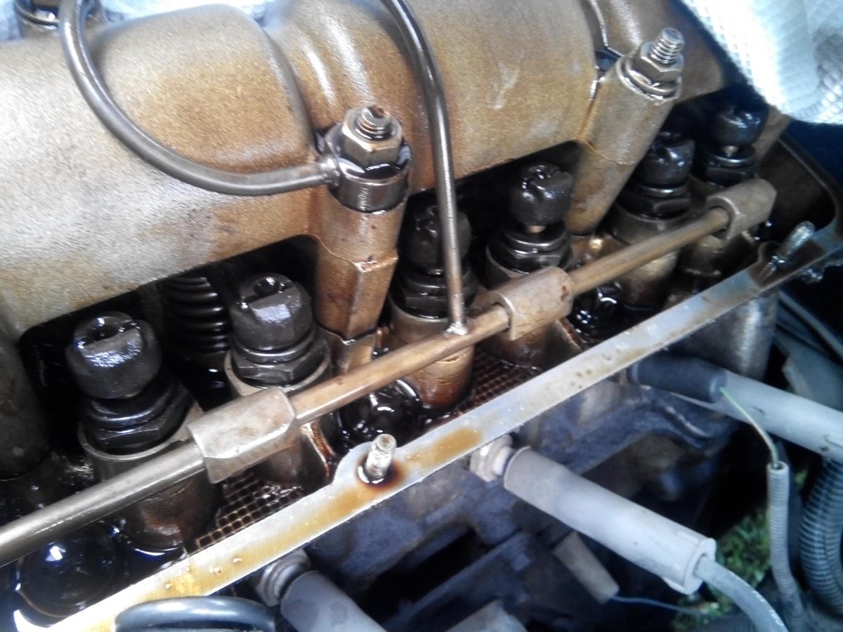 Гидрокомпенсаторы Нива 21214