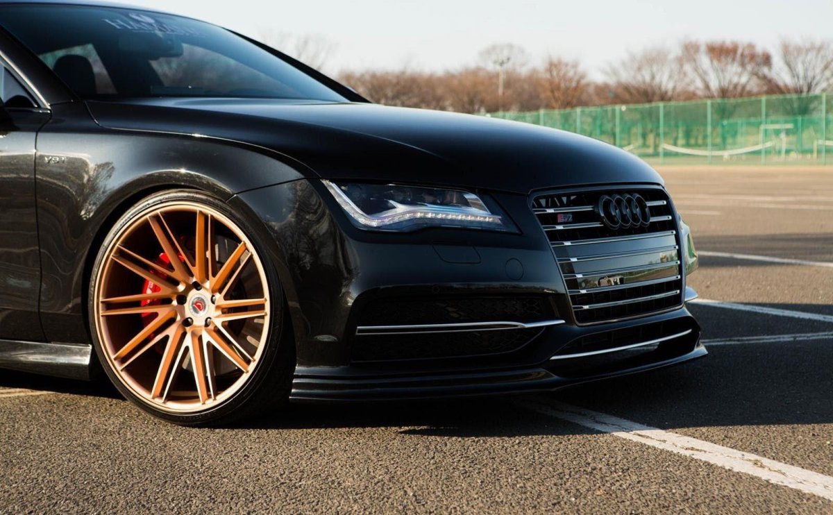 Audi rs7 черная