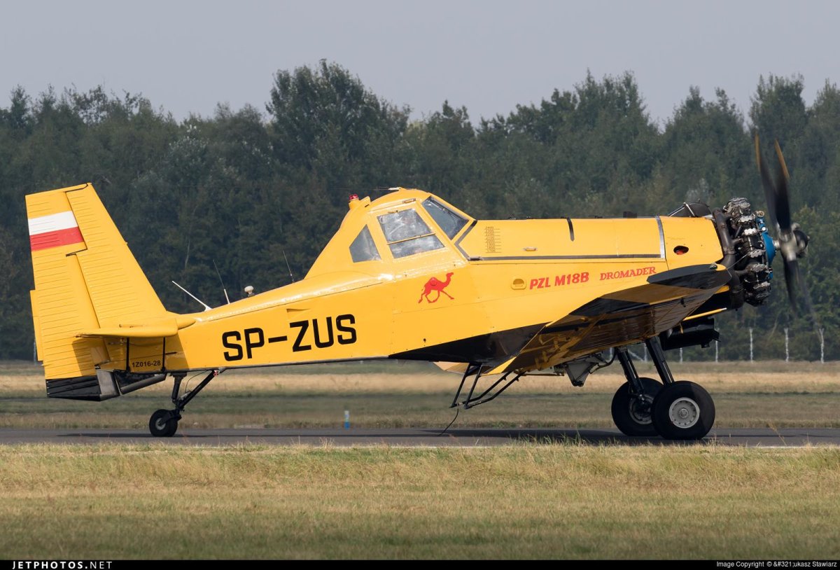 PZL-Mielec m-18