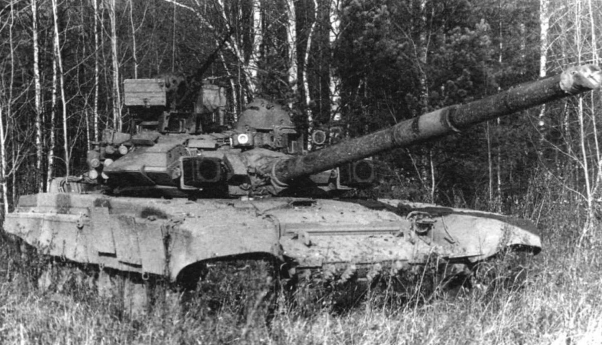 Советский танк т90