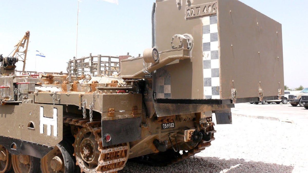 Израильский бронетранспортер Namer