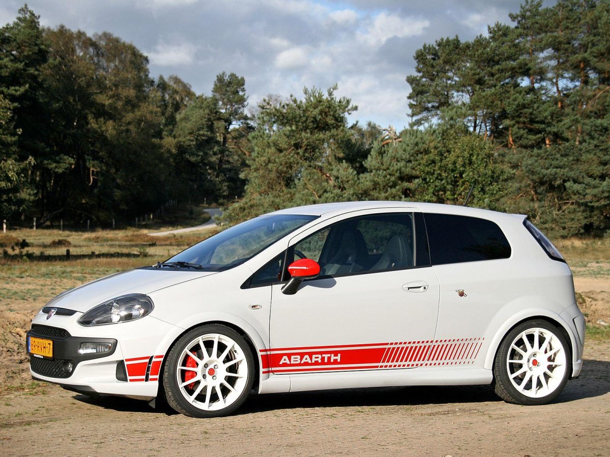 Фиат Гранде Пунто Abarth
