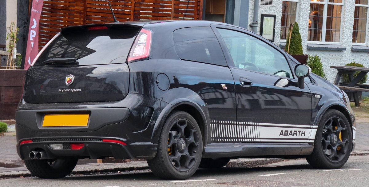 Фиат Пунто EVO обвесы с дисками