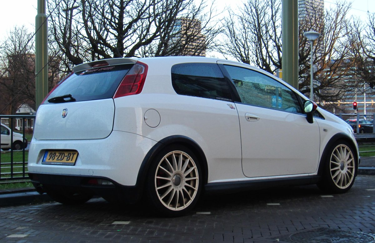 Наклейки Фиат Пунто 2007