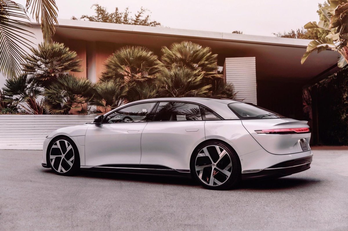 Lucid Air 2021