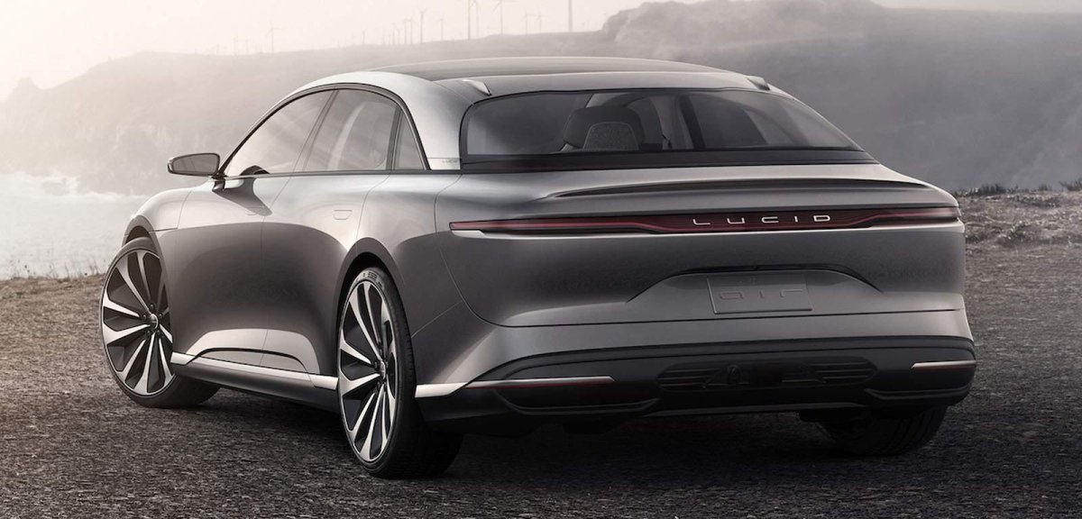 Электромобиль Люсид 2022