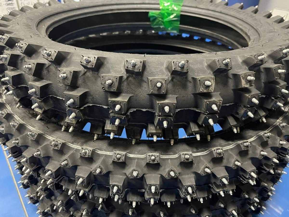 Зимняя кроссовая резина