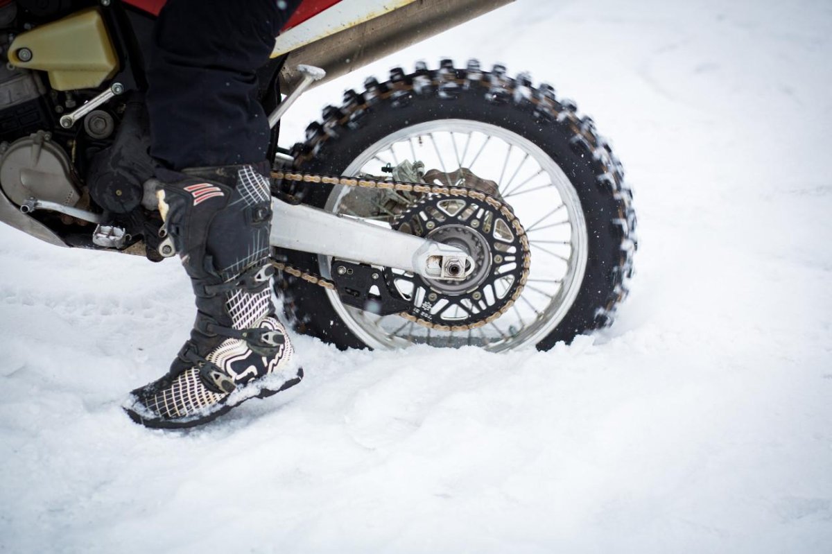 Зимняя резина на мотоцикл