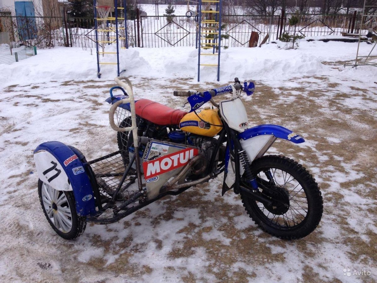 Кроссовый Урал с коляской