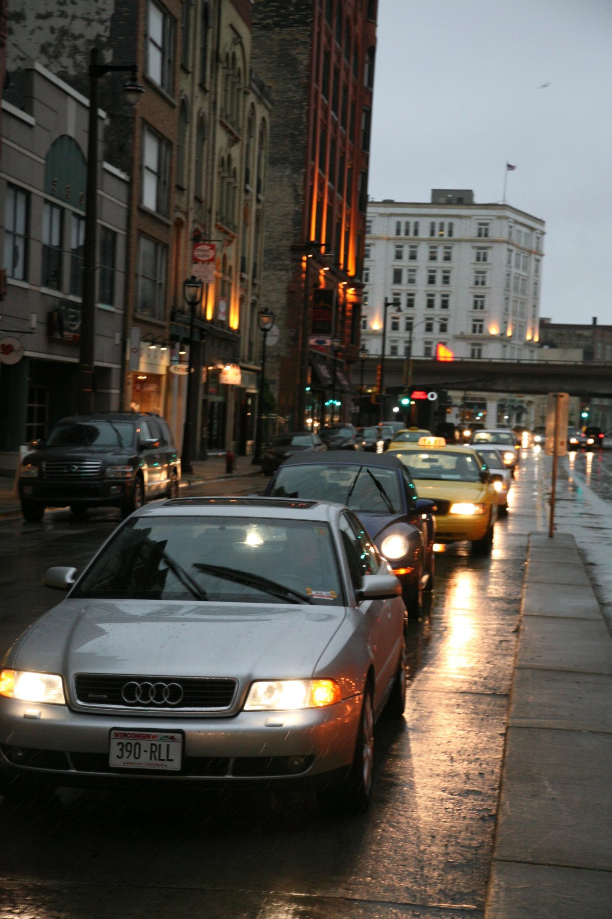 Машины на улицах Швеции