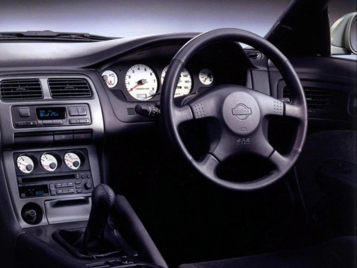 Nissan Silvia s14 Interior