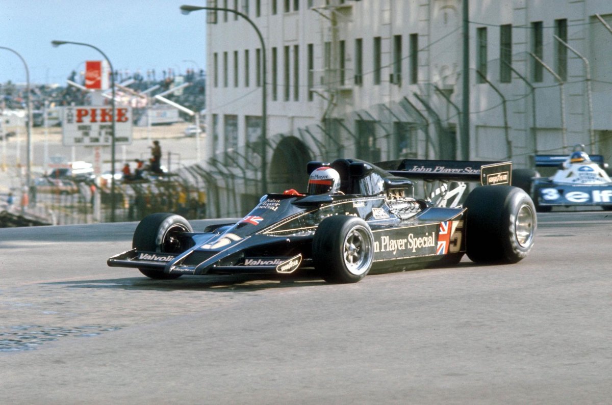 Lotus 1977 антикрыло