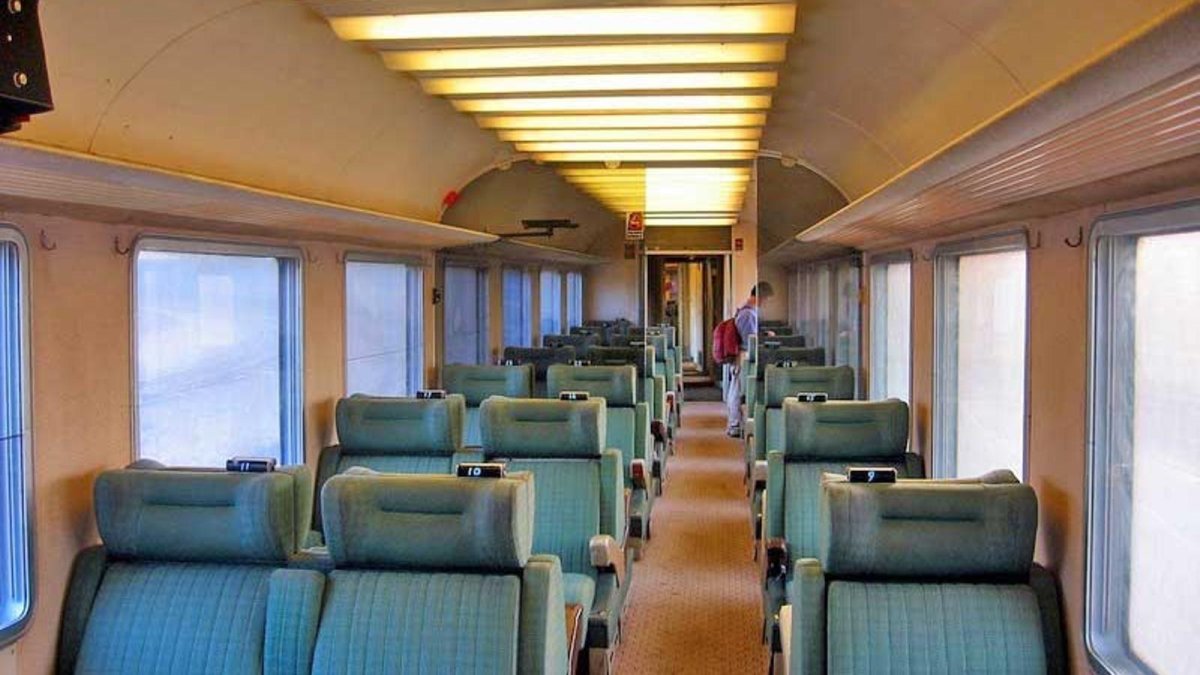 Сидячий вагон ТВЗ