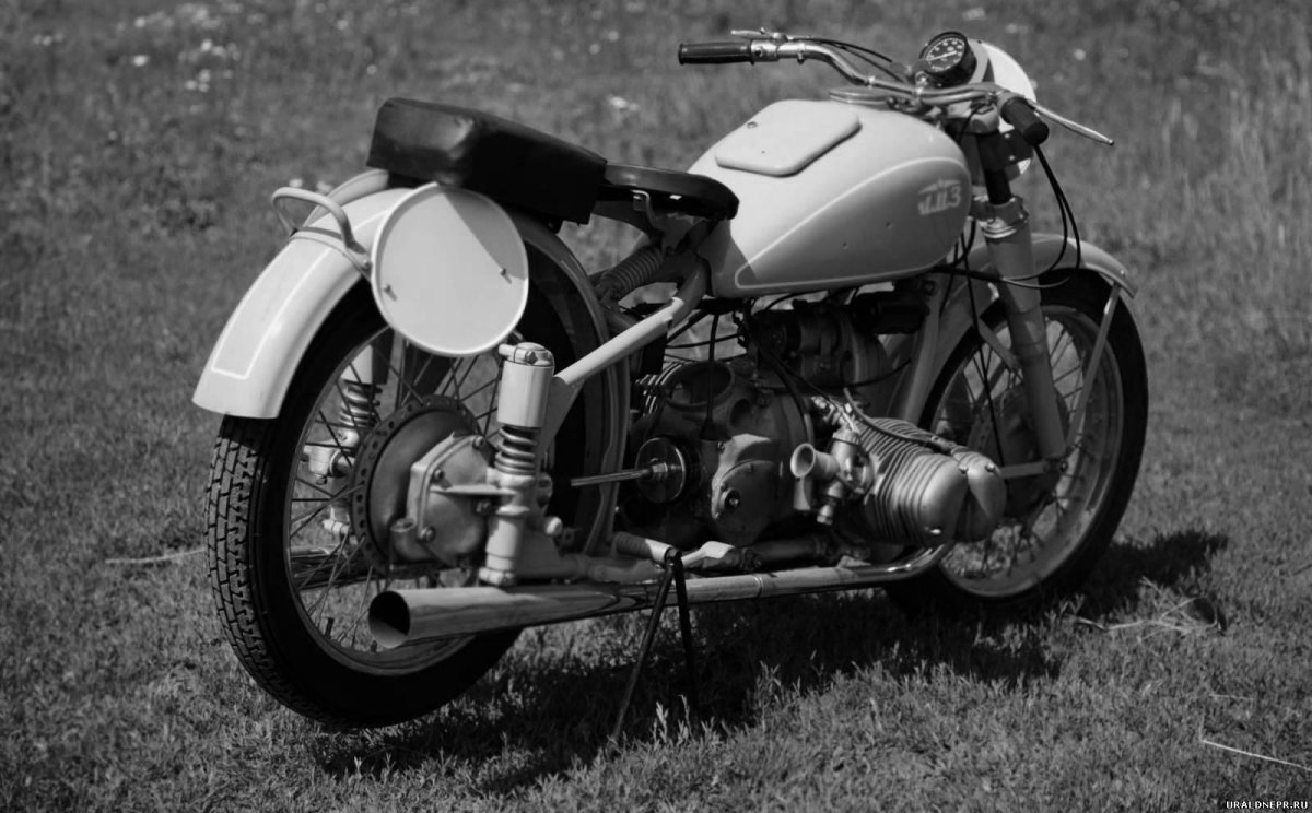Мотоцикл Урал м-75м