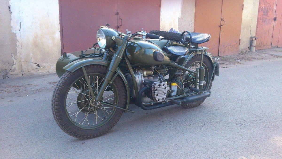 Мотоцикл Урал м 61