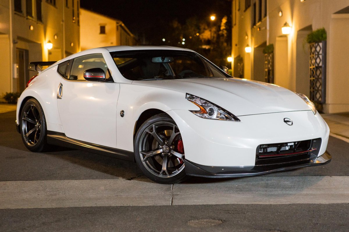 Ниссан 370z Nismo