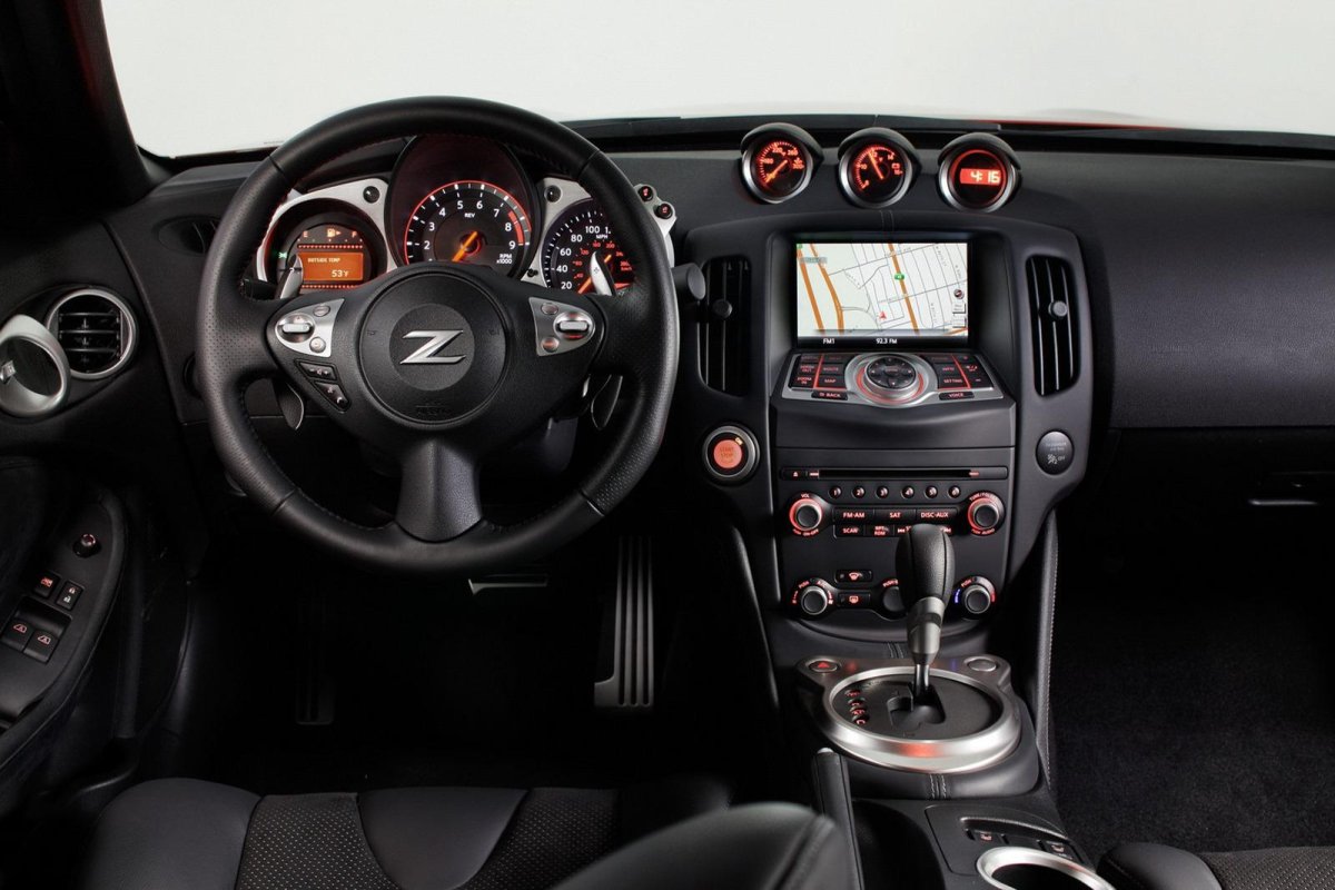 Nissan 370z Interior