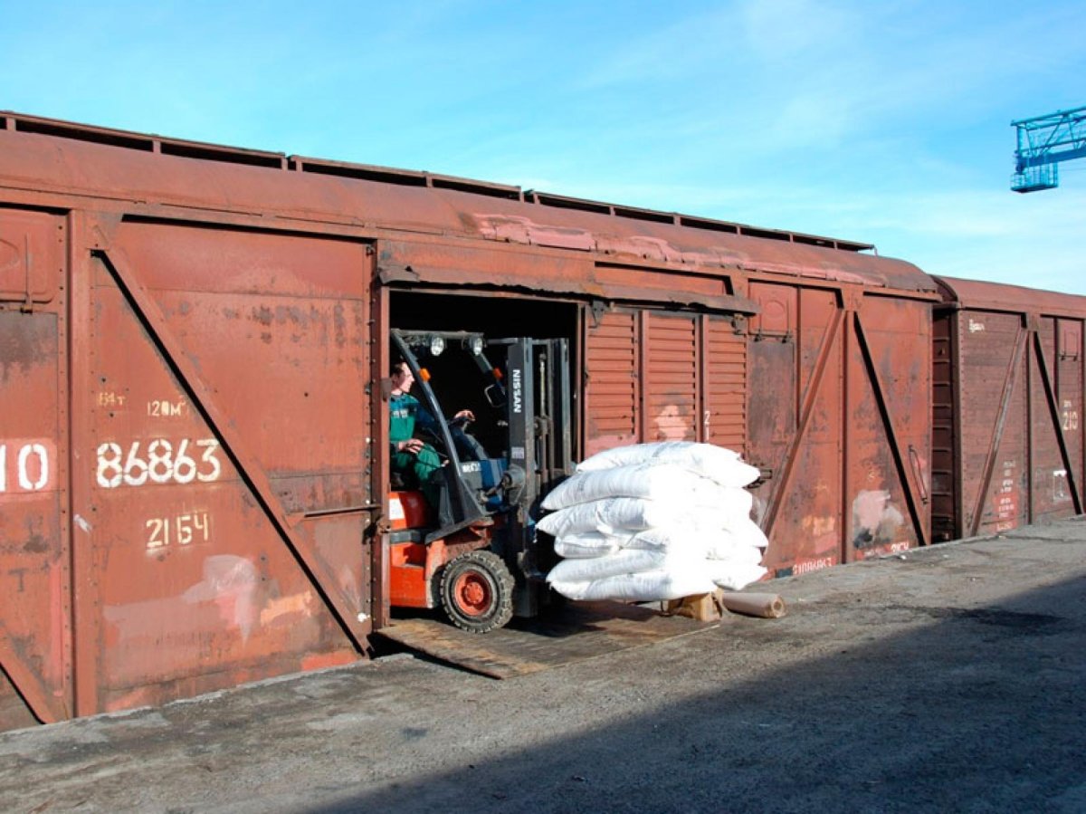 Разгрузка ж.д. вагонов