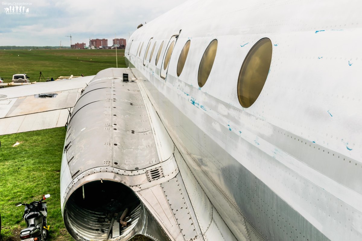 Ту-104 двухдвигательный реактивный самолёт