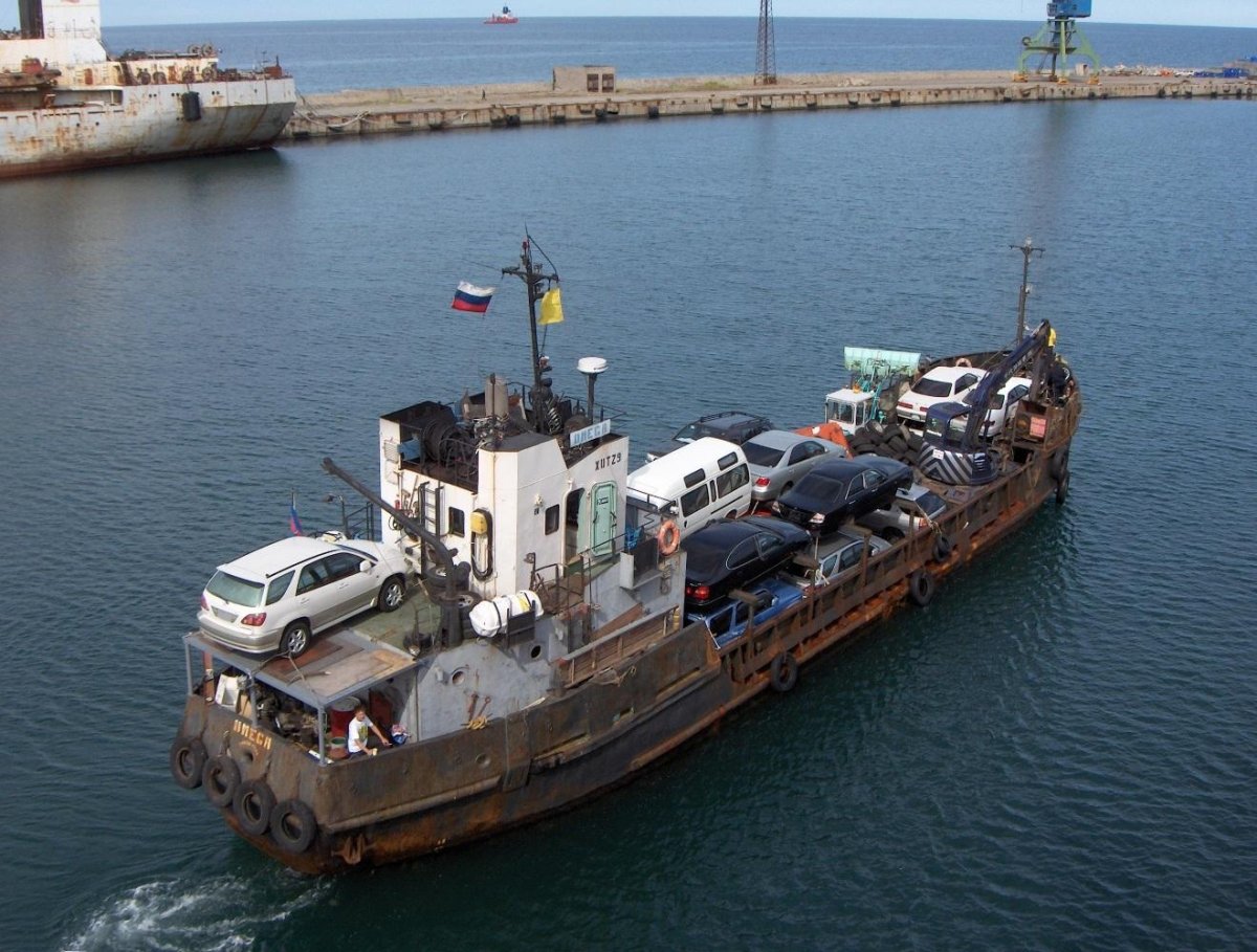 Самоходная баржа Славянка