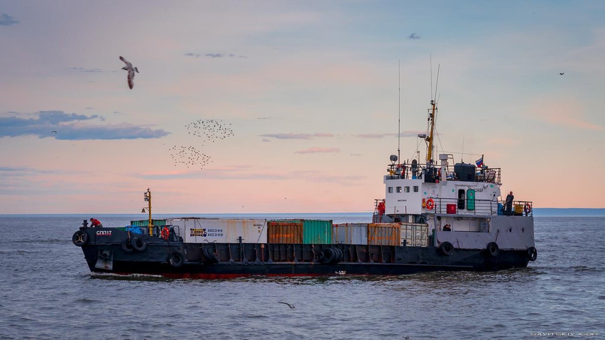 Самоходный плашкоут СПП