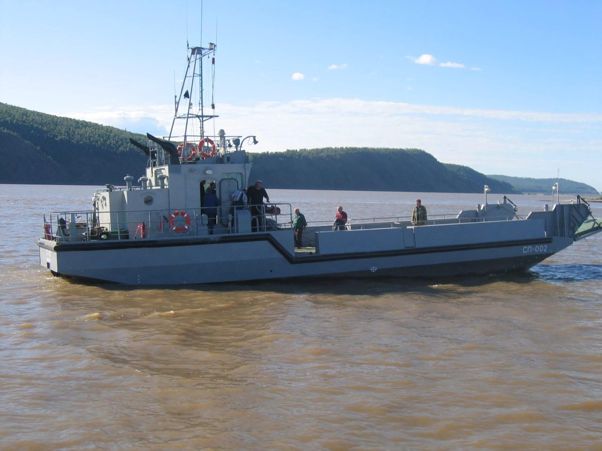 Самоходная баржа "Славянка-020"