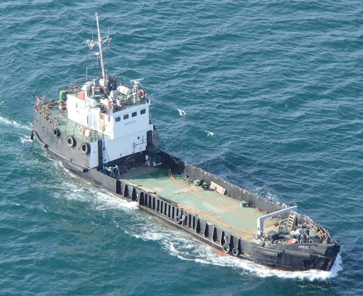 Самоходный плашкоут СПП