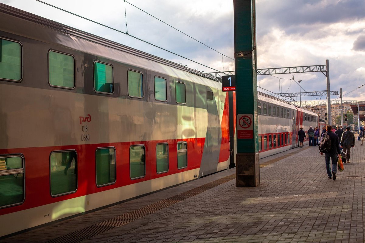 Поезд Самара-Санкт-Петербург двухэтажный Самара