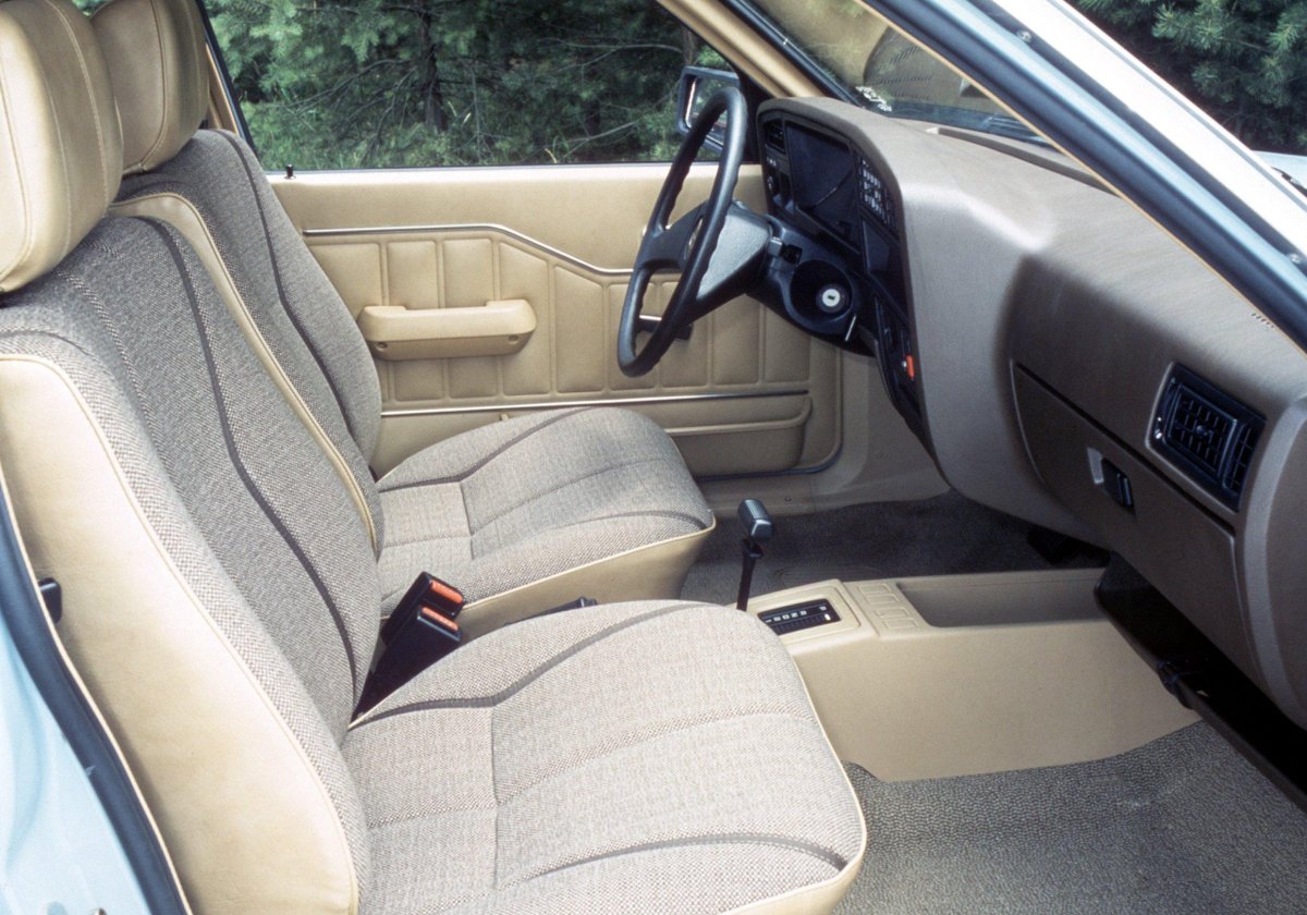 Опель Аскона 1988 салон