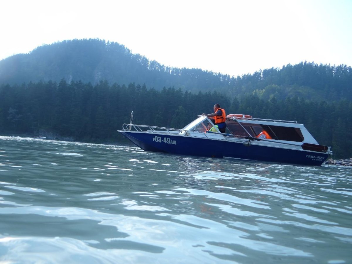 Камышлинский водопад на лодке