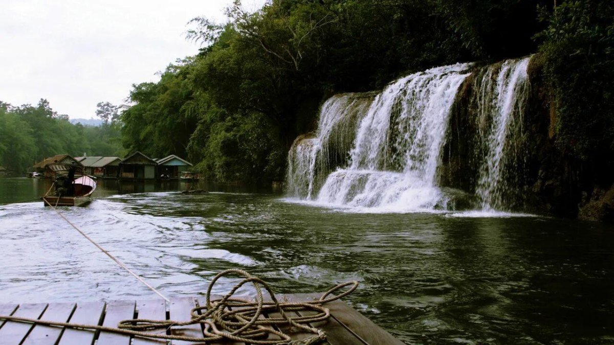 Река Квай водопад