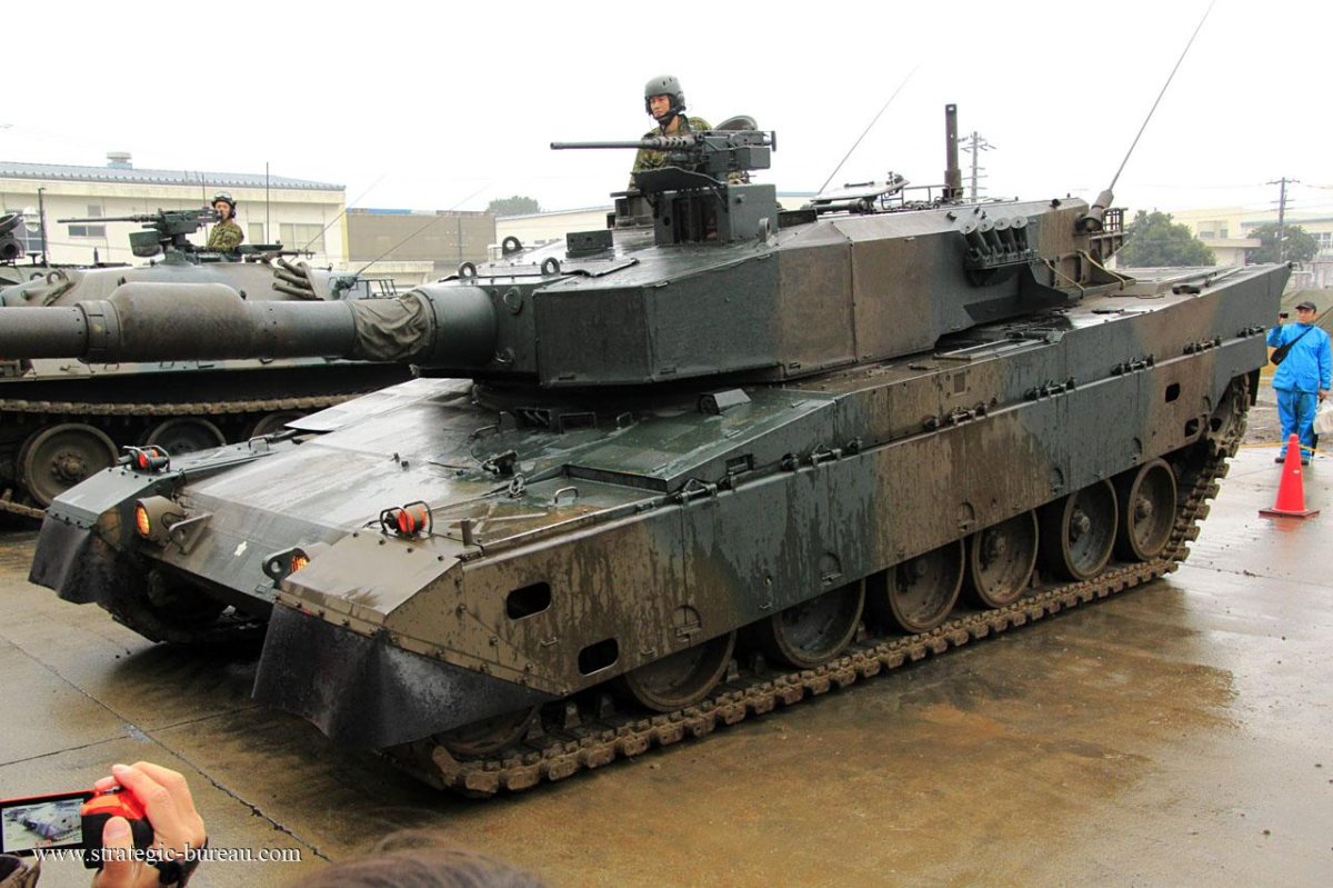 Японский танк Type 90