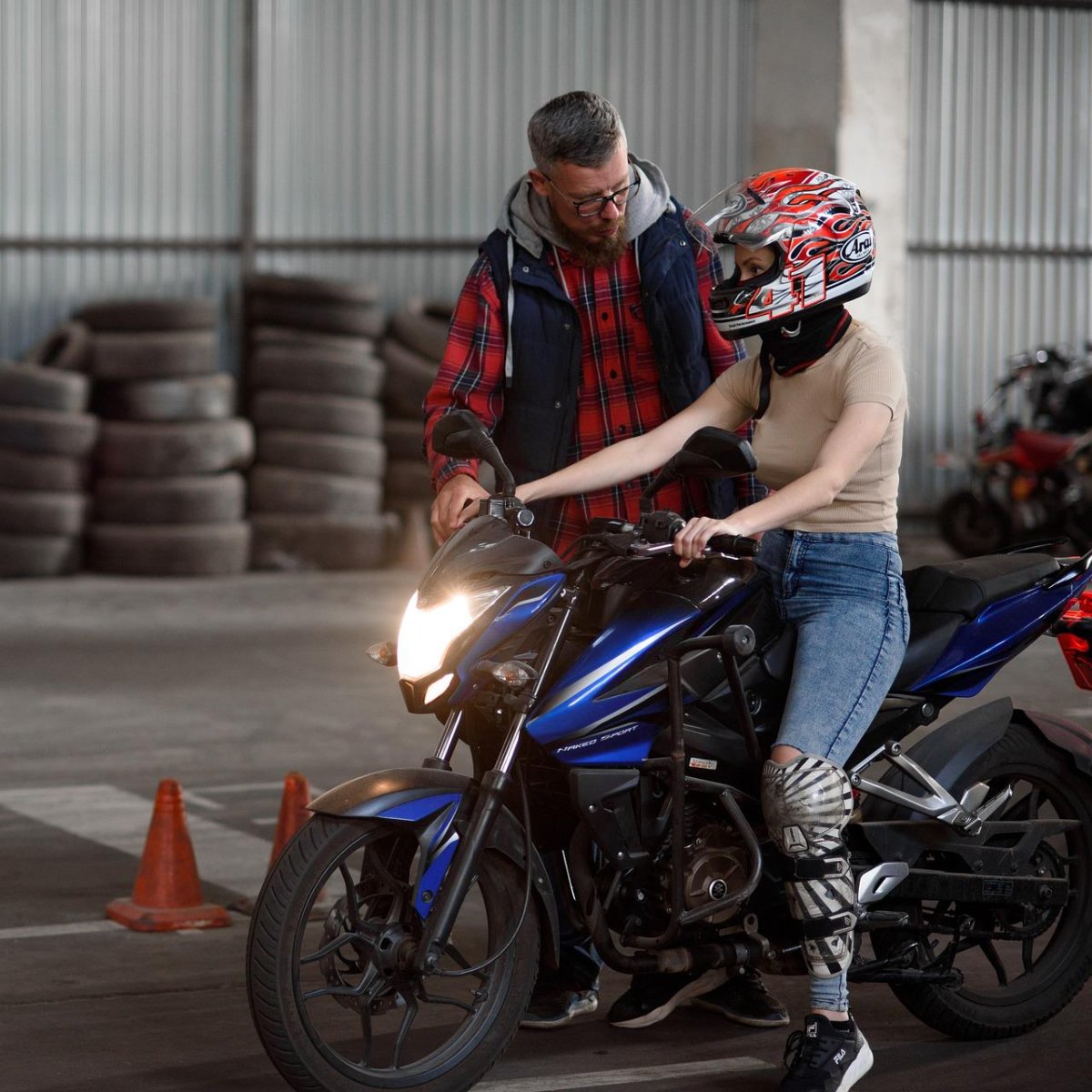 Тренера мотоцикл