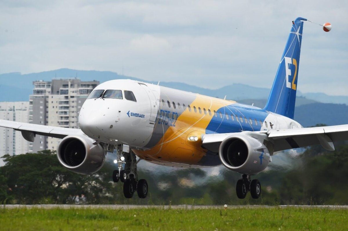 Embraer e175