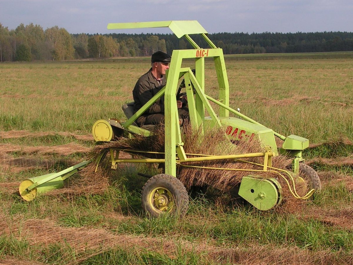 Комбайн льноуборочный Двина-4м