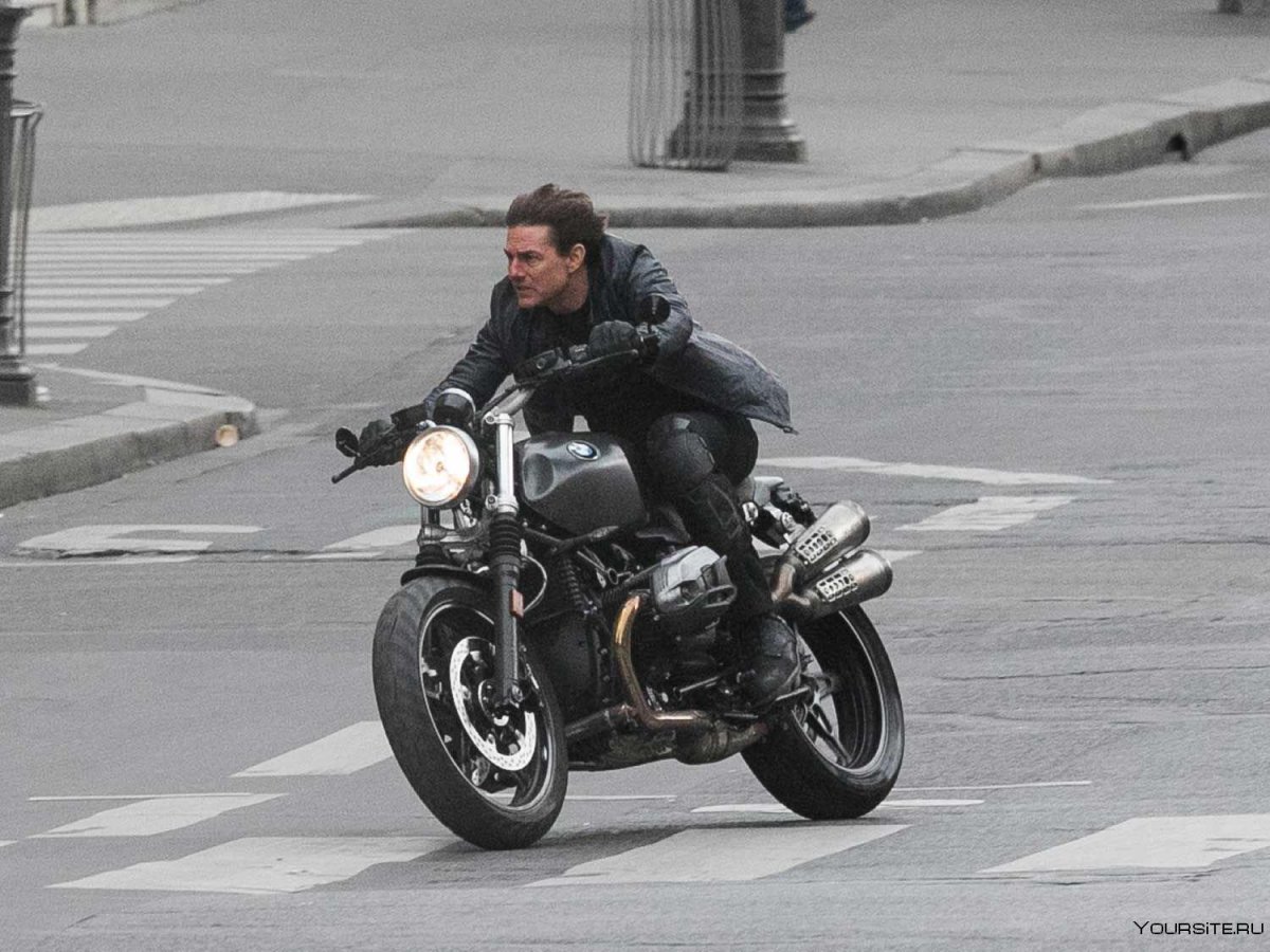 Том Круз на мотоцикле миссия невыполнима 2
