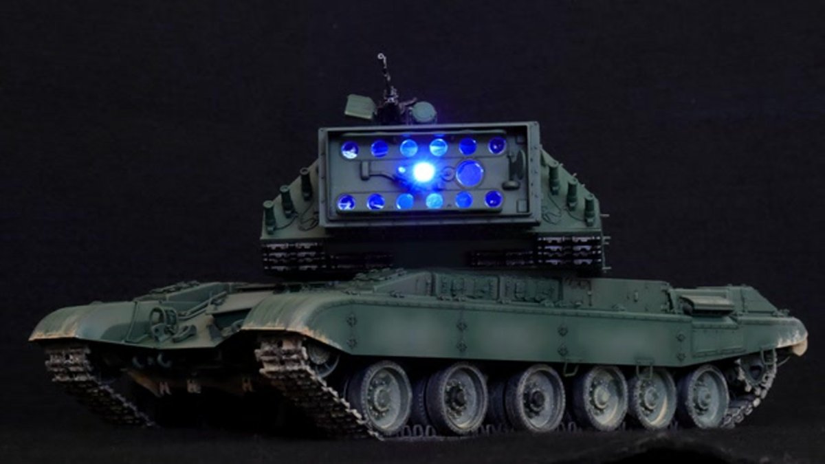 Лазерный танк 1к17 сжатие