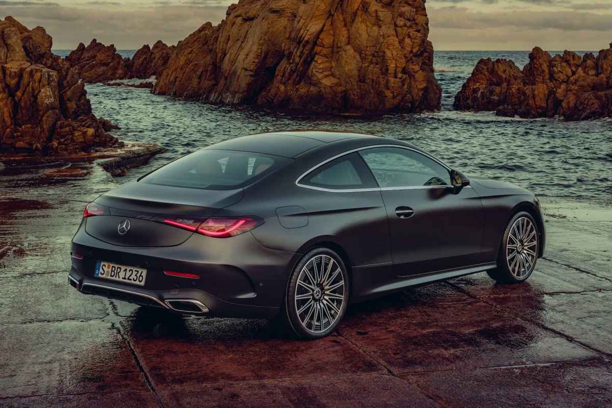 Мерседес купе 2023