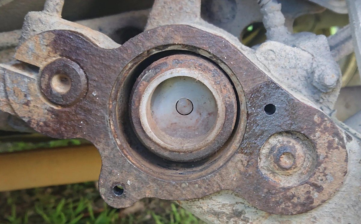 Задняя подвеска Саманд 1.8