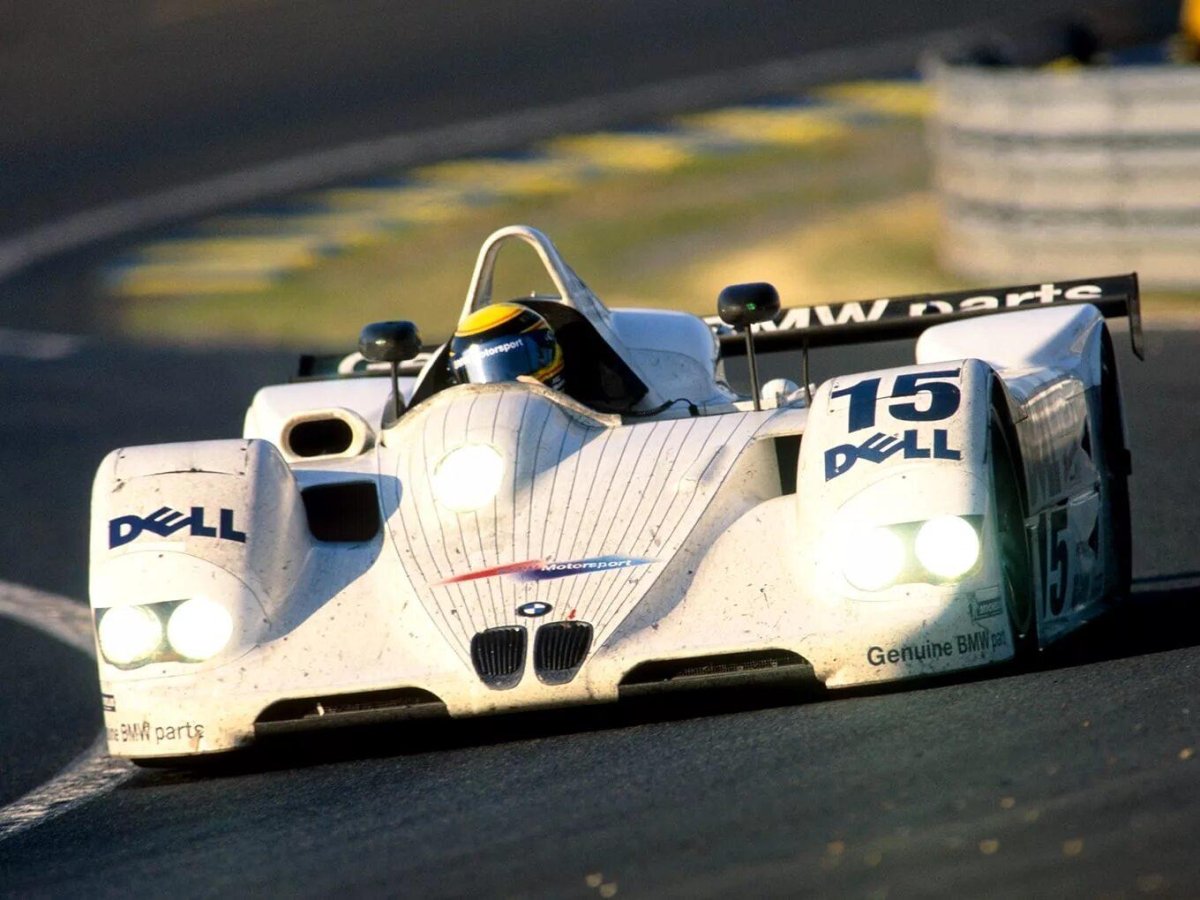 Mercedes CLR le mans 1999 полет
