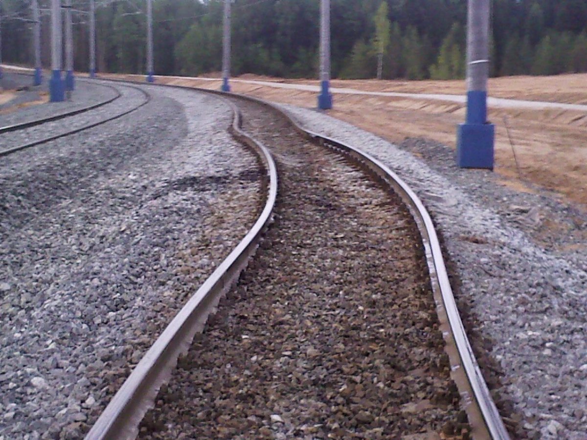 Стык бесстыкового пути