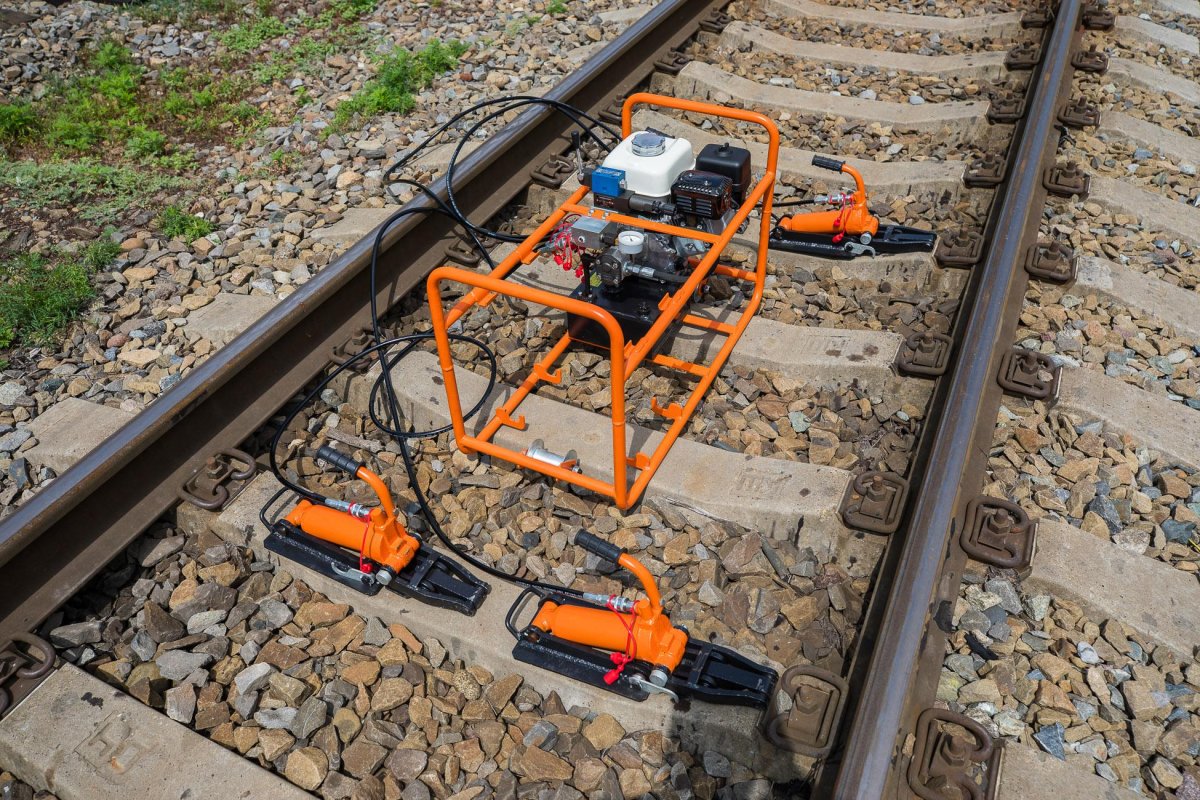 Рихтовщик РГУ 4м