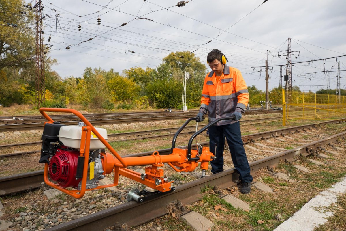 Ключ путевой моторный КПМ