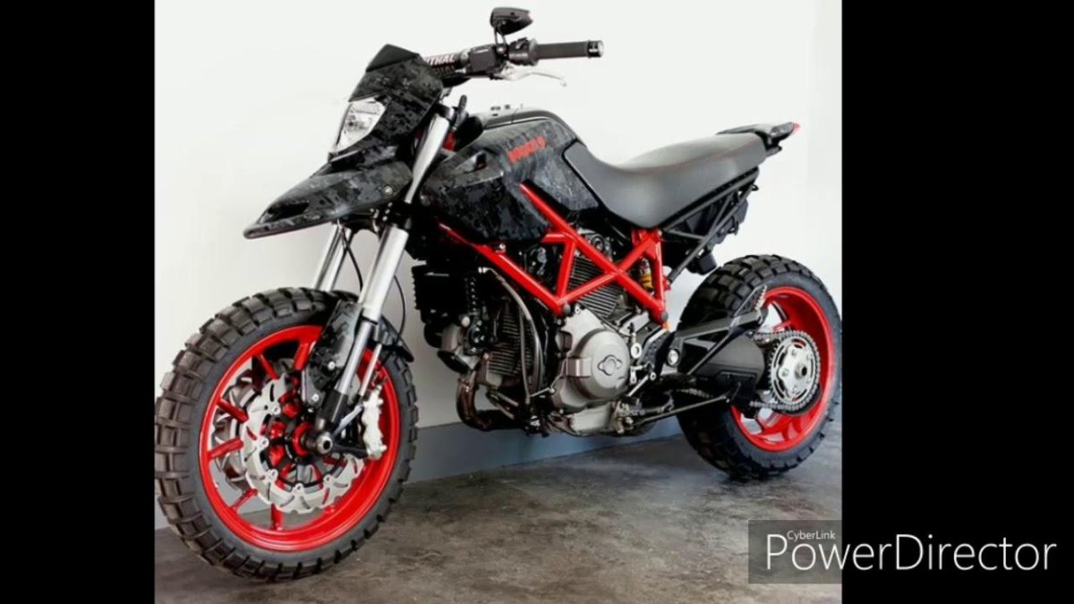 Ducati Hypermotard 796