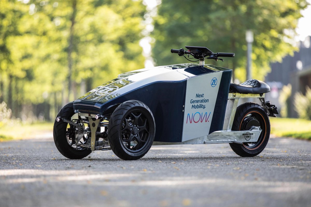 Трицикл с 2 передними колесами