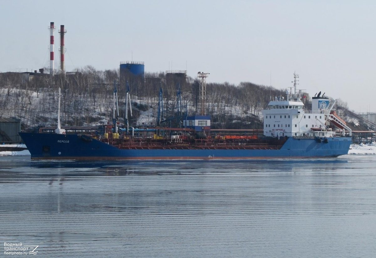 Танкер Персей Владивосток