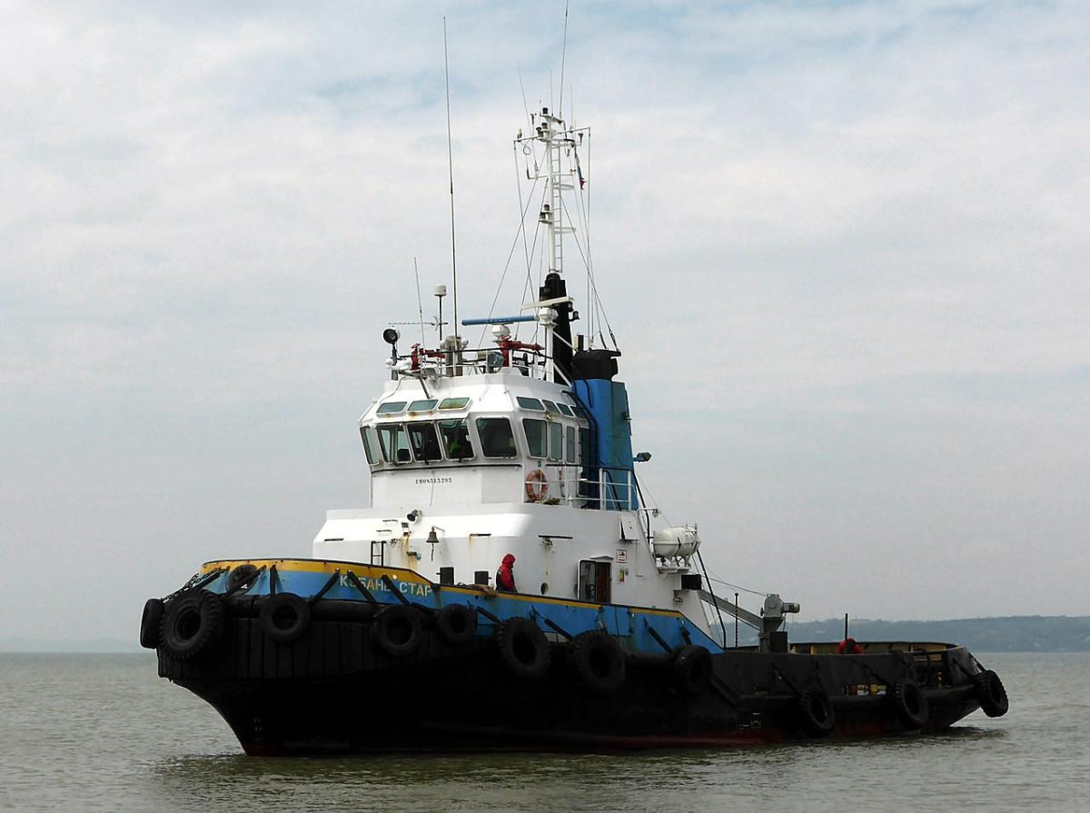 Буксир Доковец