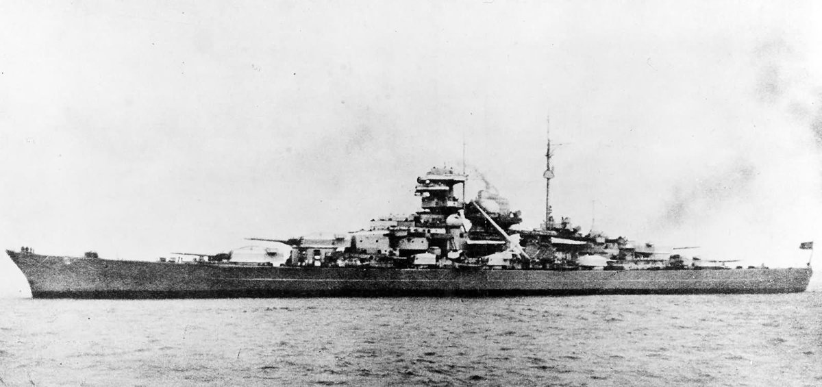Bismarck 1939 линкор